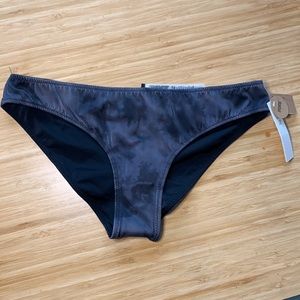 NWT PINK Reversible Bikini Bottoms Size Small